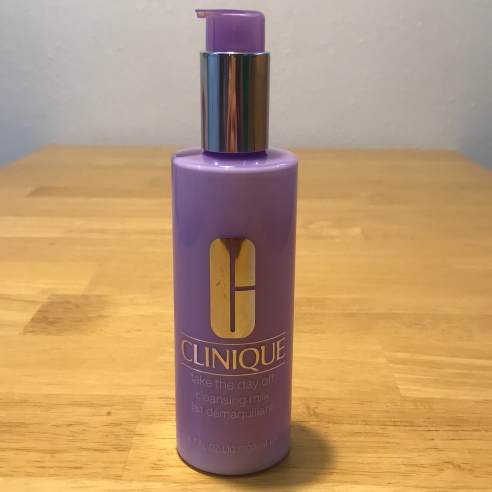 Clinique Cleansing Milk